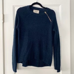 Abercrombie & Fitch Sweater XS